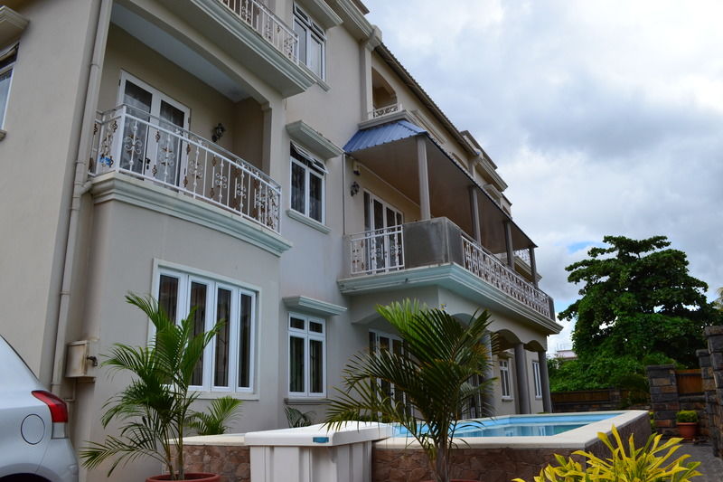 Jet Villa Flic en Flac Экстерьер фото