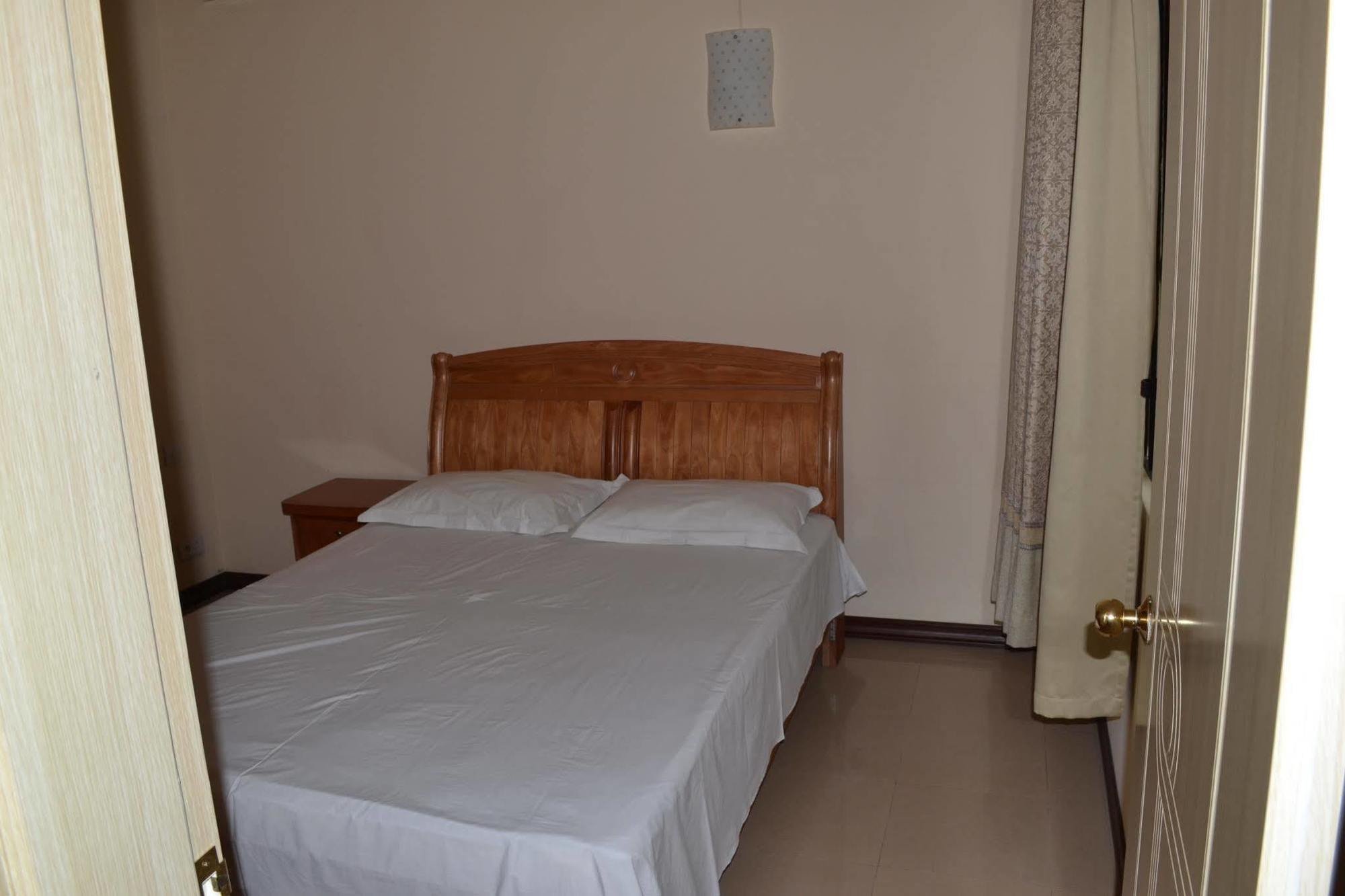 Jet Villa Flic en Flac Экстерьер фото